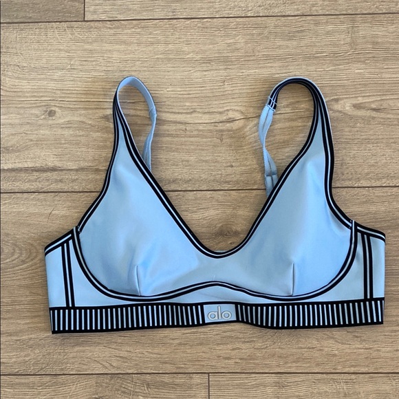 alo yoga |  Airlift Line Up Bra | Celestial Blue | Size Small - Picture 5 of 10